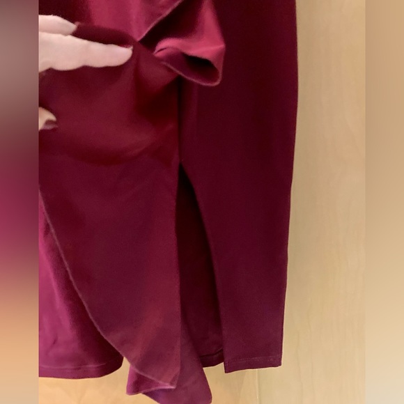 Pretty ruffle dress.  Size XL. Only worn to try on. - Picture 6 of 6